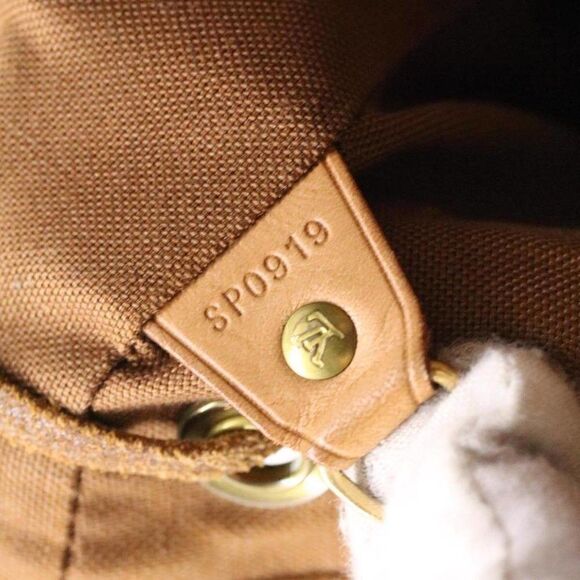 LOUIS VUITTON Monogram Montsouris GM Backpack - Picture 12 of 15